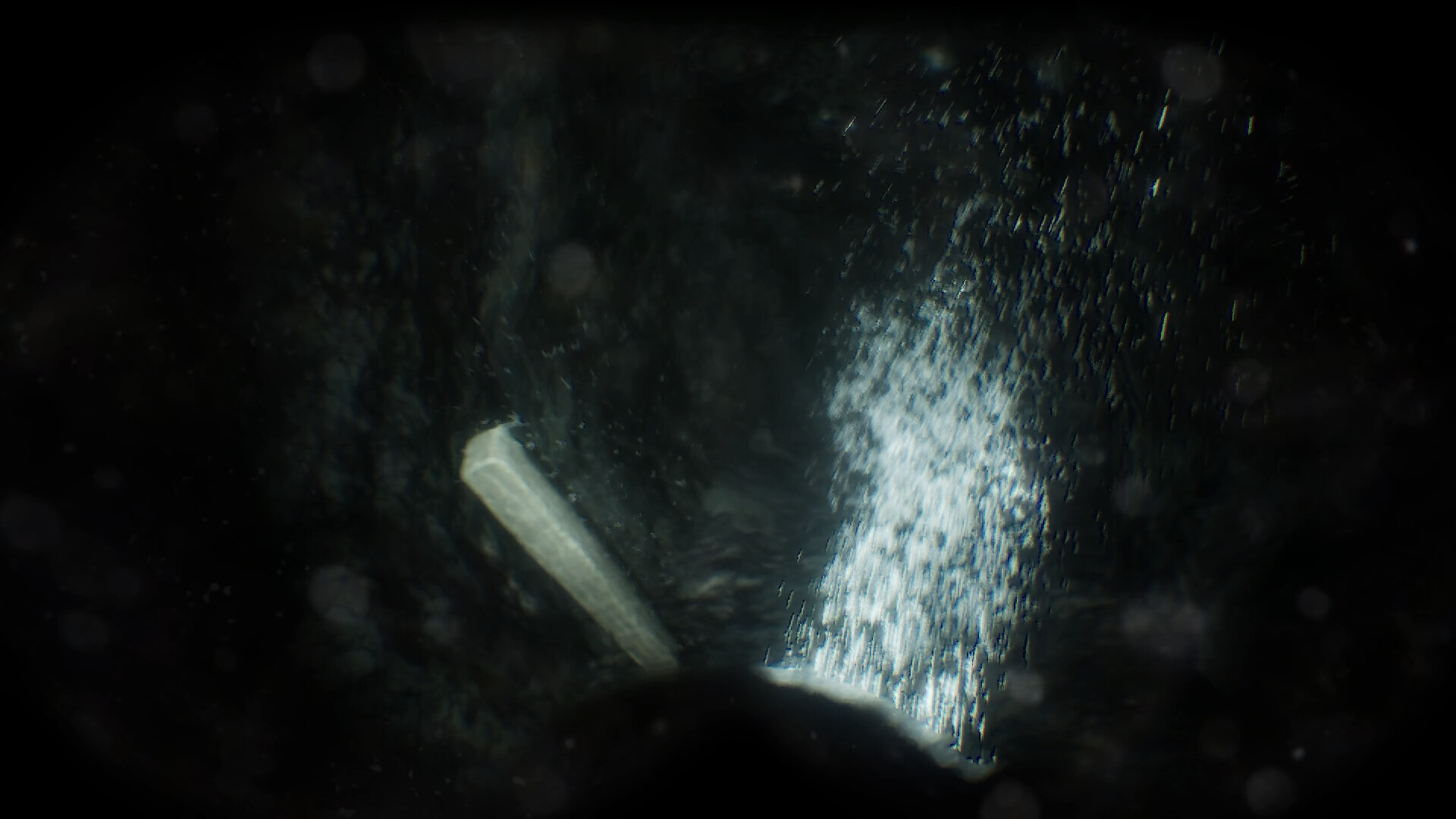 恐怖洞穴潜水/Scary Cave Diving_0